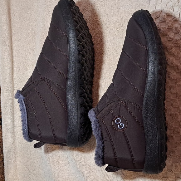 GO - Picture 2 of 11